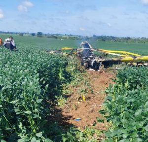 Piloto morre em queda de avião agrícola no 1º dia de trabalho