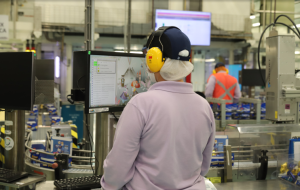 Agricultura no topo: semana começa com 20,7 mil vagas de emprego no Paraná