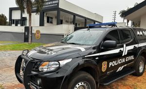 Maus-tratos: Polícia indicia homem que entrou em shopping com mula