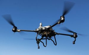 Horticultor reduz tempo de pulverização para oito minutos com uso de drone
