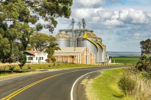 Estado disponibiliza R$ 1 bilhão para impulsionar indústrias e agronegócio