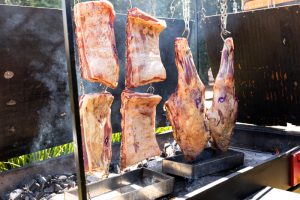 2º Padrão AgroShow volta maior e inclui suinocultura na programação de 2025