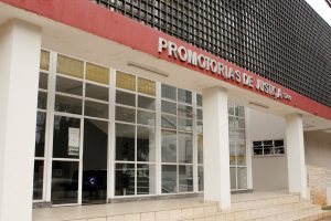 Justiça determina que loja agropecuária corrija danos ambientais e maus-tratos a animais