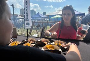 160 quilos de carne de búfalo são servidas na Expochurrasco