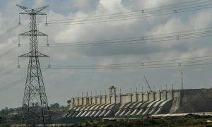 Bandeira Amarela: Conta de luz mais cara em maio