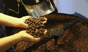 Consumo de café cai 16%: será que doeu no bolso?