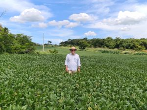 Sebastião: O mestre das sementes de soja no Cerrado