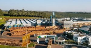 Indústria madereira do PR anuncia férias coletivas para 700 funcionários