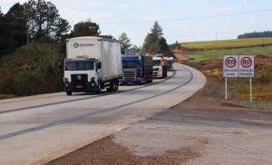 Decreto cancela inscrição de empresas envolvidas com cargas roubadas