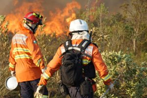 Risco de incêndios causados por balões aumenta mais com dias secos e de sol