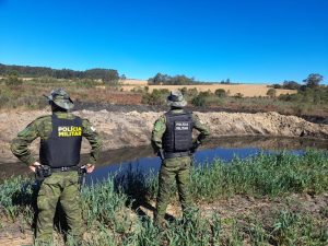 Dono de leiteria é autuado por crime ambiental e multa soma R$ 430 mil