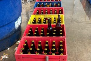 22,3 mil cervejas falsificadas: Grupo adulterava rótulos