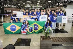 Os primeiros 50 alunos de Colégios Agrícolas do Paraná embarcam para os EUA