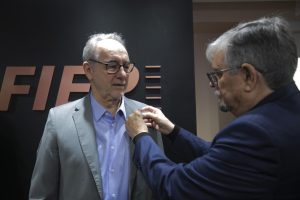 Elias Zydek assume presidência do Sindileite Paraná