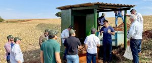 Dia de campo apresenta ciência e sustentabilidade na prática