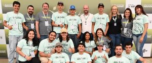 Estudantes discutem soluções para reduzir a mortalidade de aves nas granjas