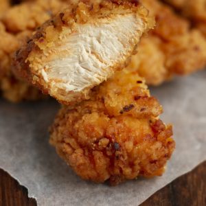 Embarques de carne de frango restabelecem níveis e alcançam 480 mil toneladas