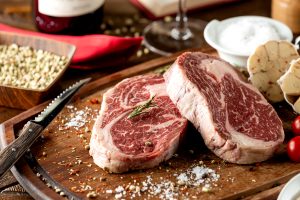 Trump reduz tarifas sobre carnes, café e outros alimentos