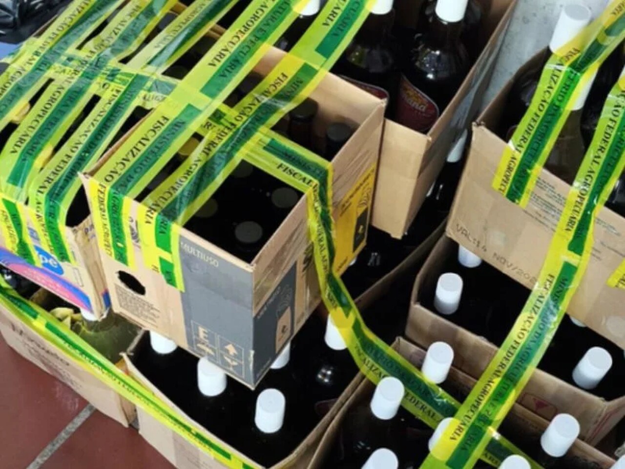 Operação apreende bebidas irregulares com risco de metanol