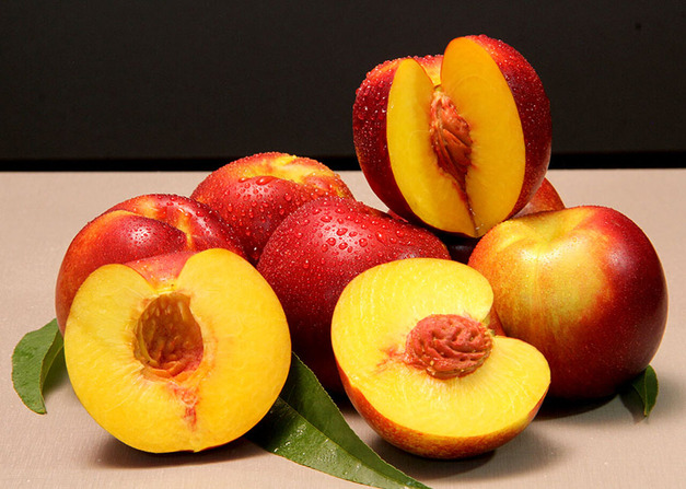 Nova nectarina: Vermelho intenso e ciclo médio de produção