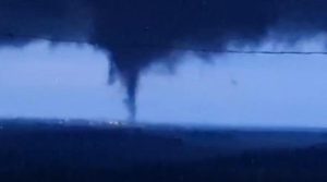 Simepar confirma Tornado na área rural em Mercedes