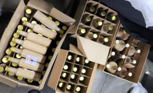 Mapa apreende bebidas alcoólicas irregulares em feira