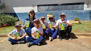 Livro do Programa Agrinho vira referência para cooperativa