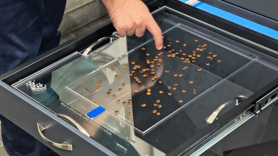 Centro de pesquisa recebe scanner de sementes com Inteligência Artificial