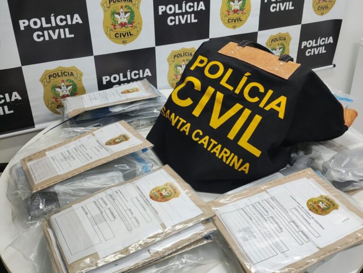 Polícia cumpre mandados em investigação sobre Farra do Boi