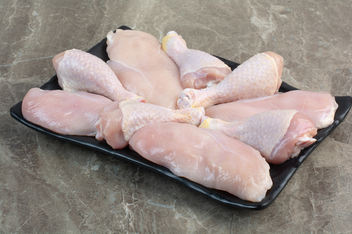 Cotações Agropecuárias: Competitividade da carne de frango recua frente às concorrentes