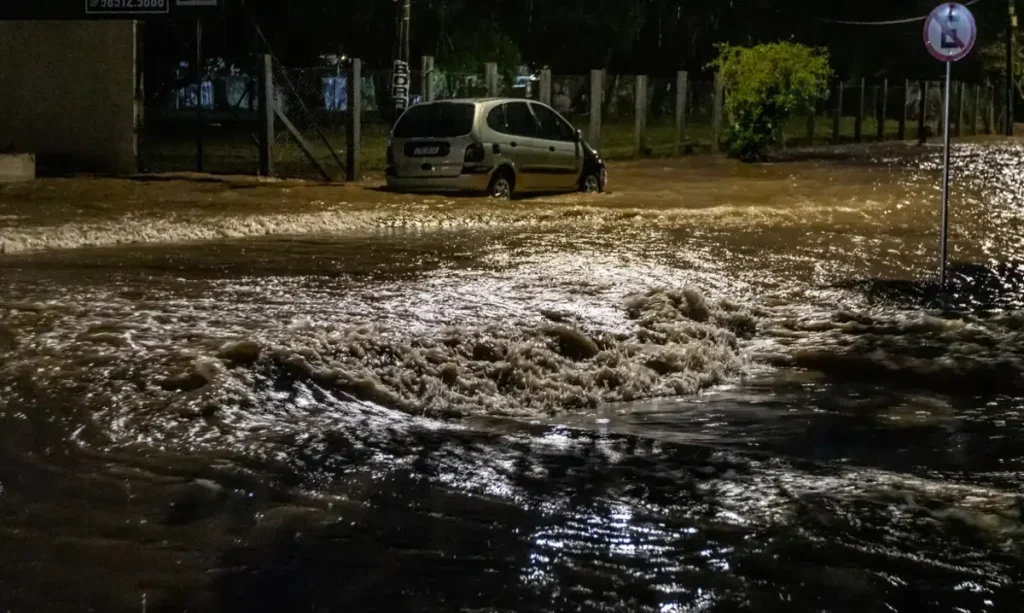 Estado mapeia áreas de risco para inundações e deslizamentos