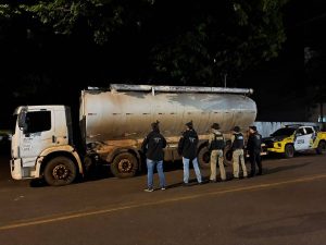 Três pessoas são presas por tentativa de furto de ração de cooperativa