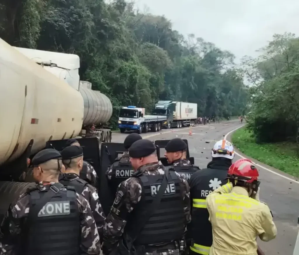 Acidente na BR-277 gera cerco indígena e mobiliza forças de segurança