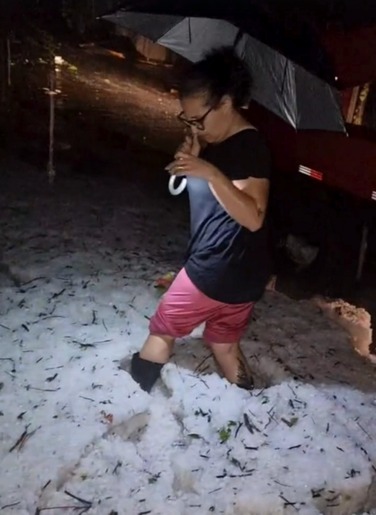 Cidade registra ventos de 125 km/h com chuva extrema durante 15 minutos